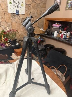 Sunpak Platinum Plus Model 6600DX Tripod Tri-Pod Photography Filmography